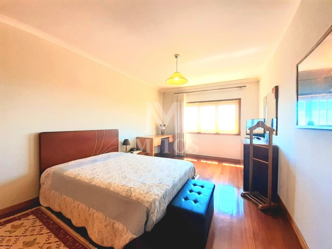 Moradia T5 para Venda em Areosa Foto 16