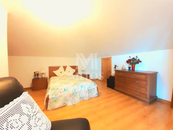 Moradia T5 para Venda em Areosa Foto 21