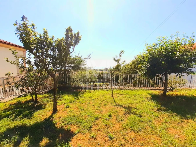 Moradia T5 para Venda em Areosa Foto 40