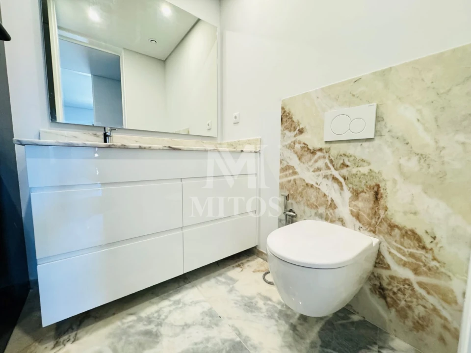 Apartamento T3 para Arrendamento em Santa Maria Maior e Monserrate e Meadela Foto 6