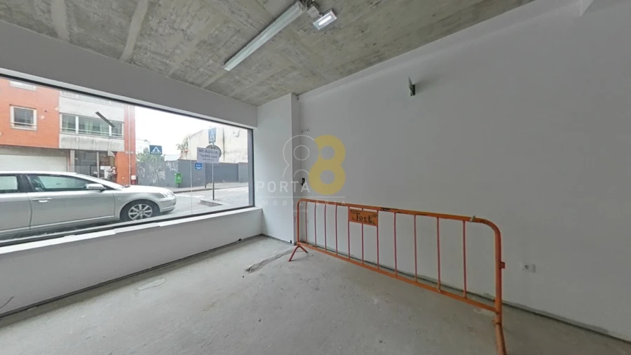 Loja para Arrendamento em Mafamude e Vilar do Paraíso Foto 33