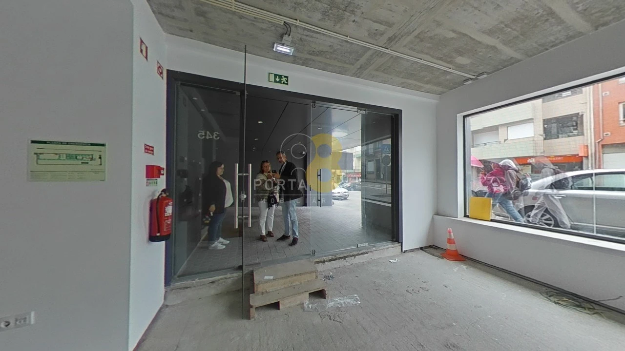 Loja para Arrendamento em Mafamude e Vilar do Paraíso Foto 29