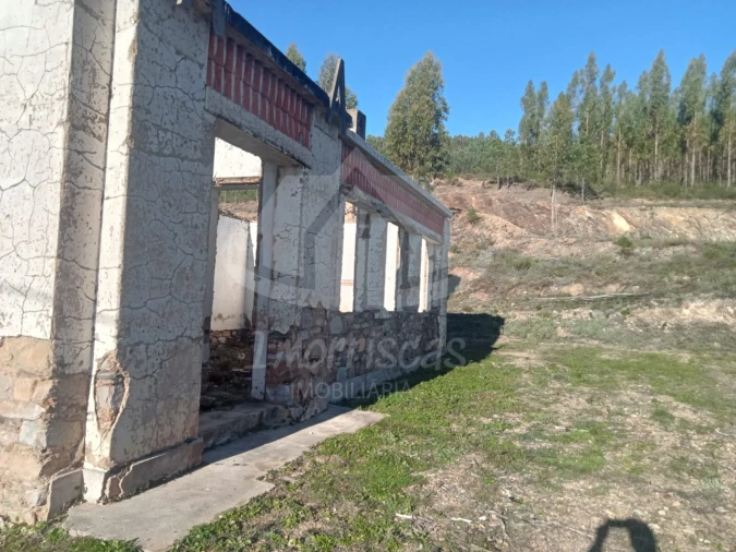 Moradia T2 para Venda em Vila de Rei Foto 3