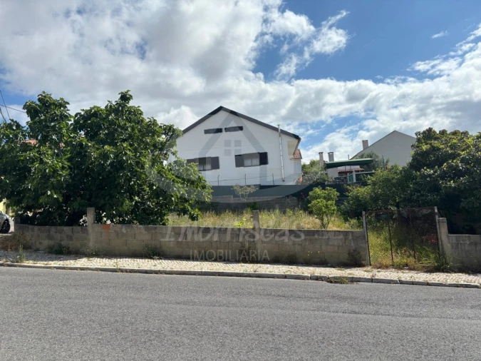 Terreno para Venda em Santa Iria de Azoia, São João da Talha e Bobadela Foto 3