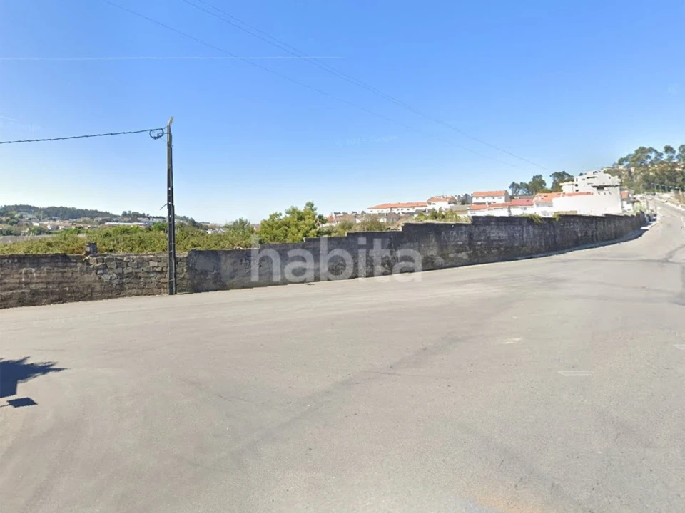 Terreno para Venda em Vilar de Andorinho Foto 3