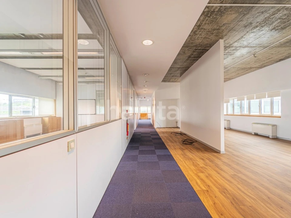 Escritório para Arrendamento em Carnaxide e Queijas Foto 3