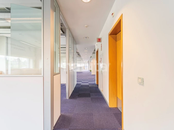 Escritório para Arrendamento em Carnaxide e Queijas Foto 12