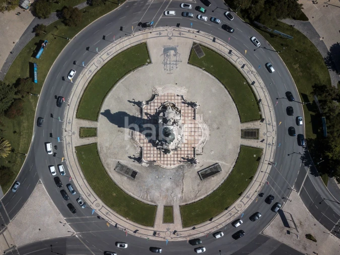 Armazém para Arrendamento em Santo António Foto 16