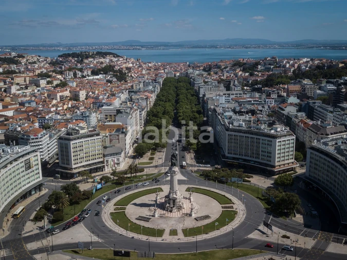Armazém para Arrendamento em Santo António Foto 18