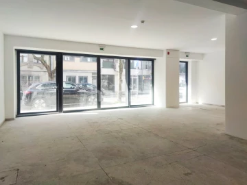 Loja para Arrendamento em Bonfim