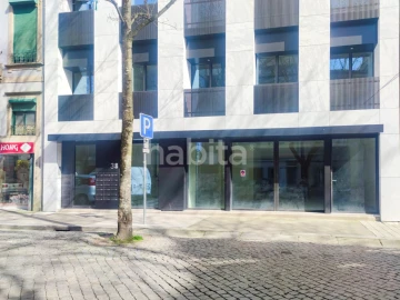 Loja para Arrendamento em Bonfim