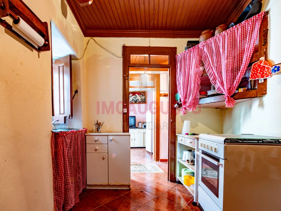 Moradia T2 para Venda em Aldeia Viçosa Foto 11