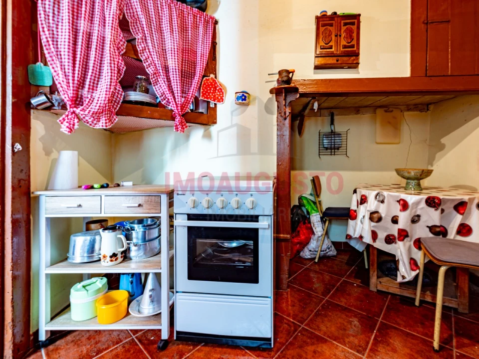 Moradia T2 para Venda em Aldeia Viçosa Foto 12