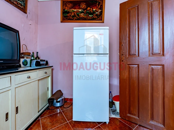 Moradia T2 para Venda em Aldeia Viçosa Foto 9