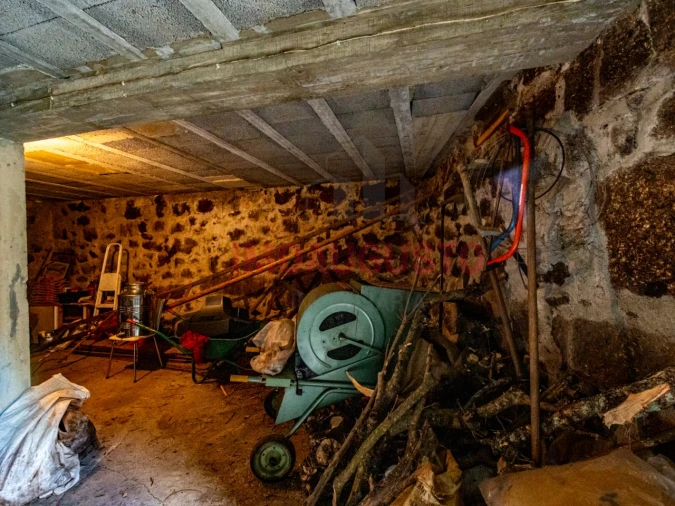 Moradia T2 para Venda em Aldeia Viçosa Foto 16