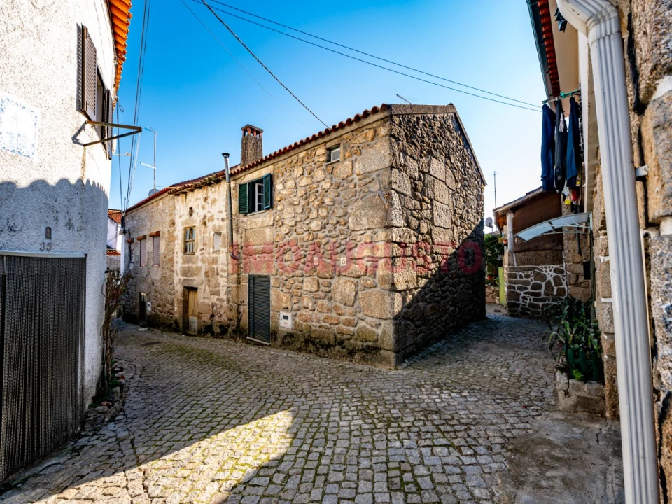 Moradia para Venda em Lajeosa do Mondego Foto 13