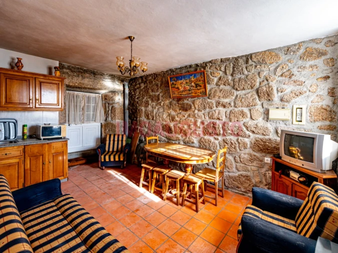 Moradia para Venda em Lajeosa do Mondego Foto 3