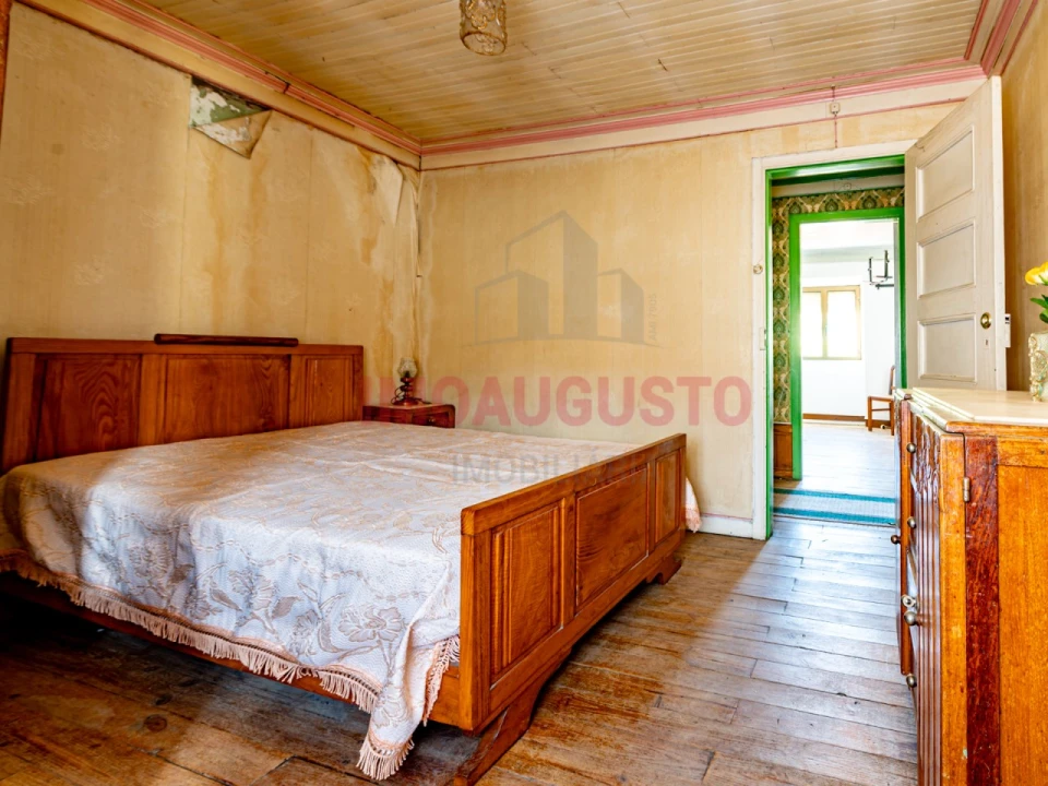 Moradia T5 para Venda em Benespera Foto 15