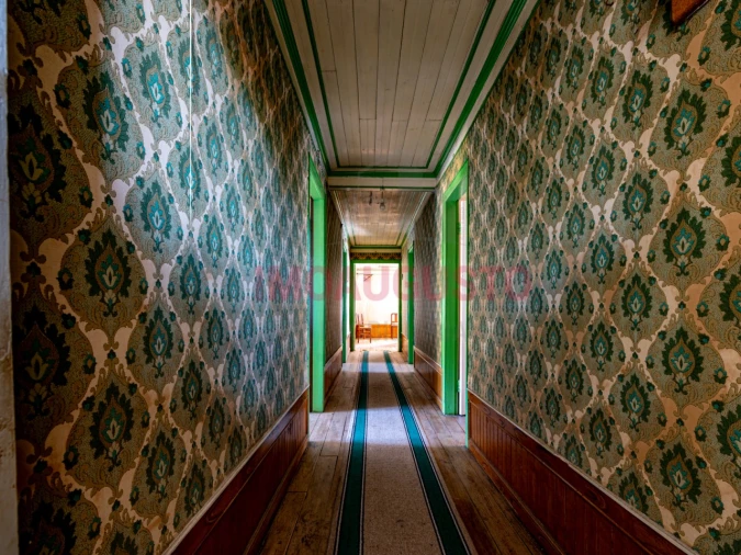 Moradia T5 para Venda em Benespera Foto 12