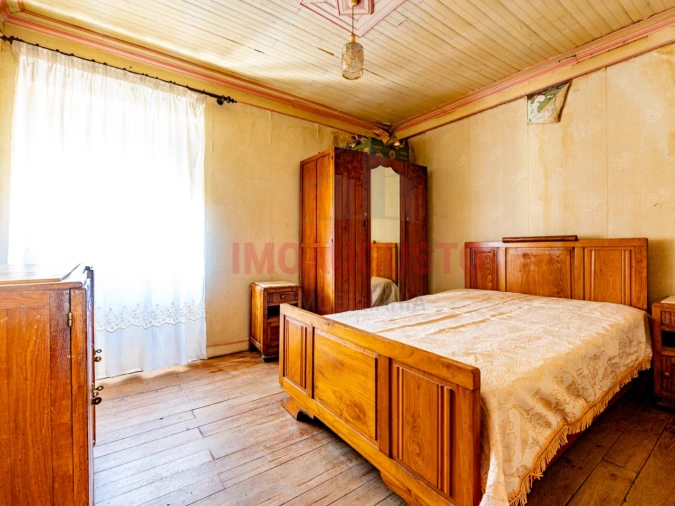 Moradia T5 para Venda em Benespera Foto 14