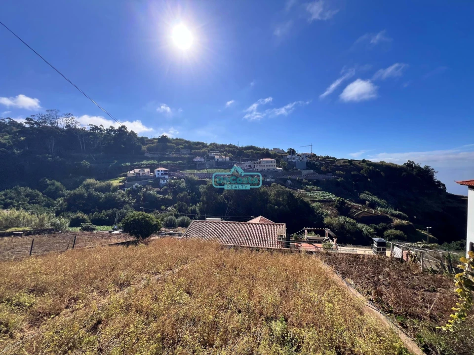 Terreno para Venda em Canhas Foto 8