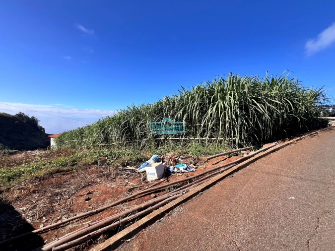 Terreno para Venda em Canhas Foto 3