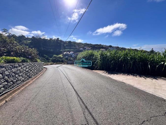 Terreno para Venda em Canhas Foto 9