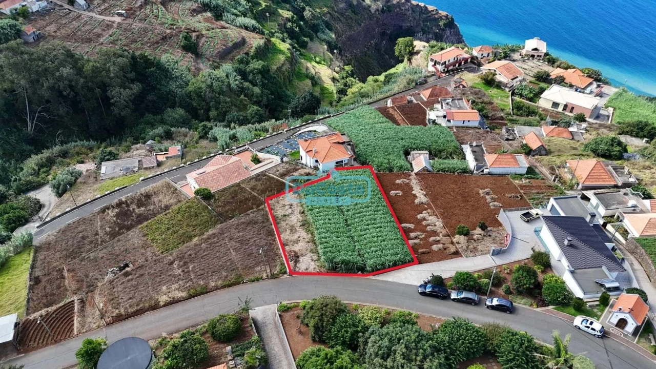 Terreno para Venda em Canhas Foto 15