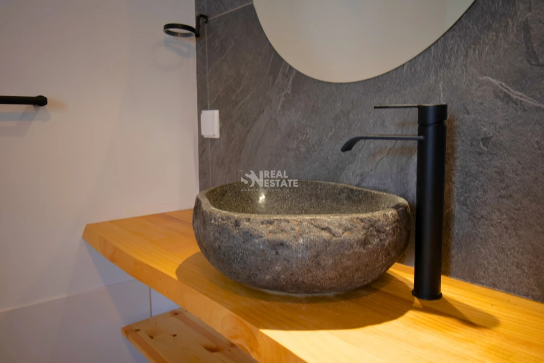 Moradia T2 para Venda em Ponta Delgada Foto 8