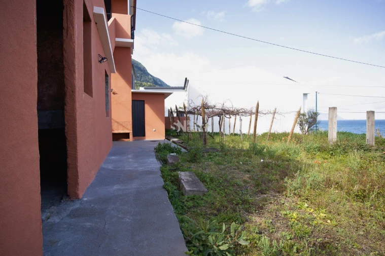 Moradia T2 para Venda em Ponta Delgada Foto 18