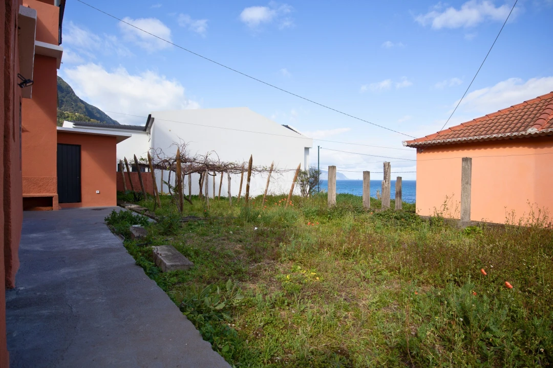 Moradia T2 para Venda em Ponta Delgada Foto 16