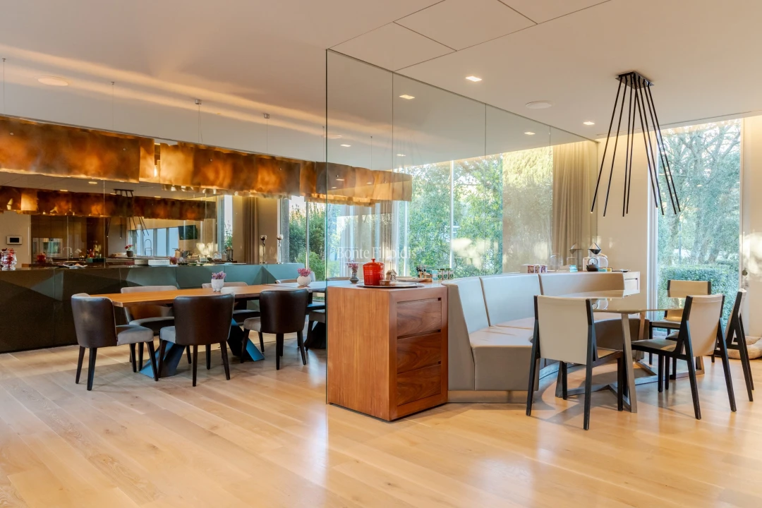 Moradia T6 para Venda em Agualva e Mira-Sintra Foto 11