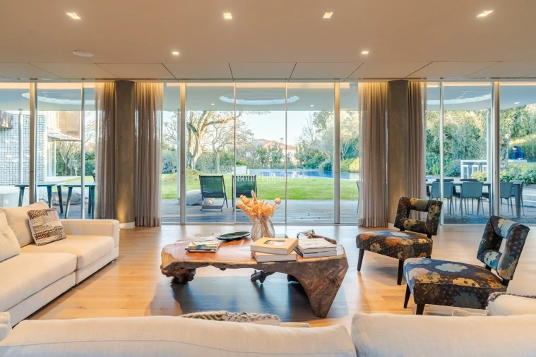 Moradia T6 para Venda em Agualva e Mira-Sintra Foto 2