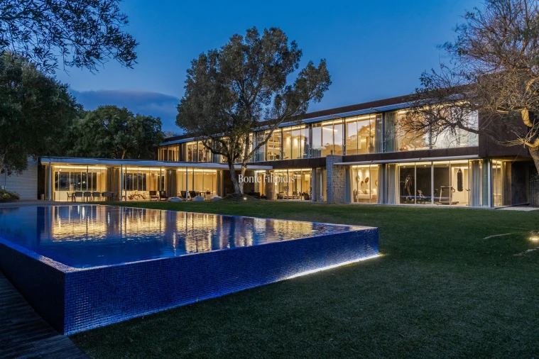 Moradia T6 para Venda em Agualva e Mira-Sintra Foto 1