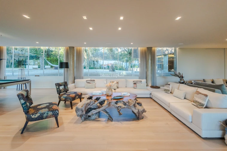 Moradia T6 para Venda em Agualva e Mira-Sintra Foto 9