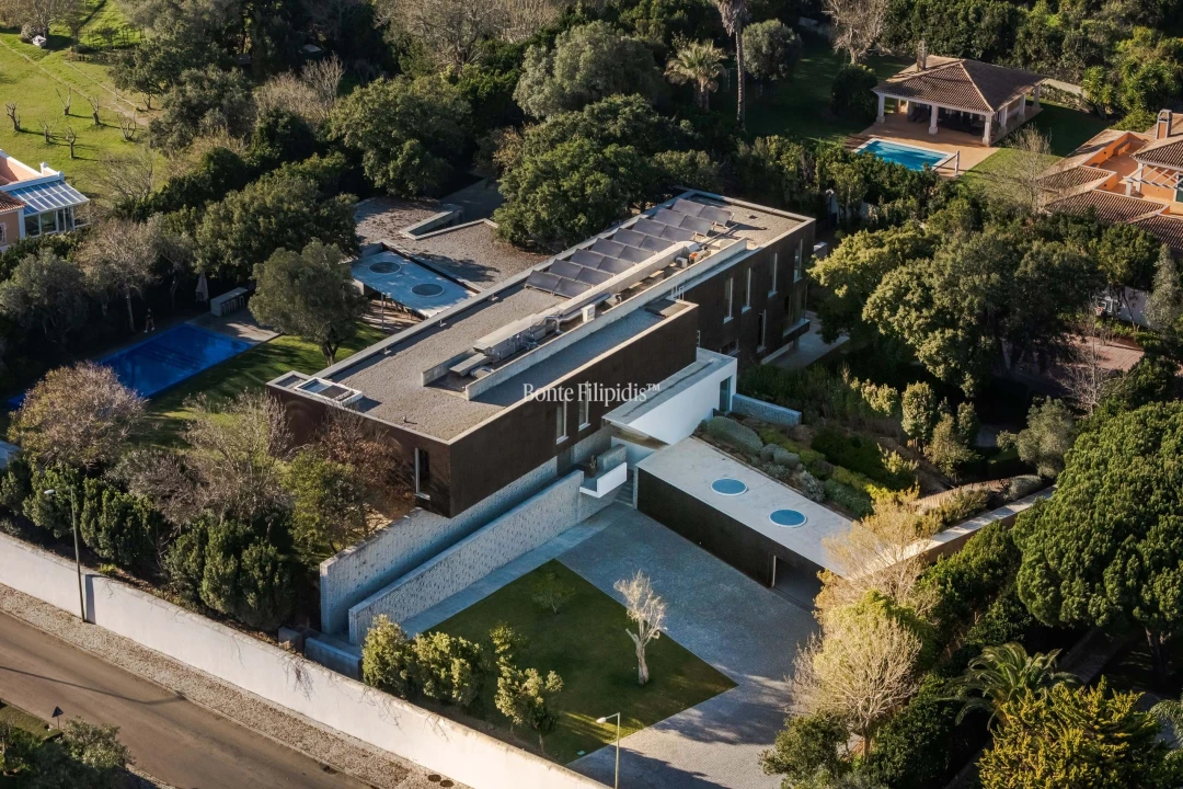 Moradia T6 para Venda em Agualva e Mira-Sintra Foto 37