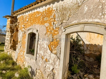 Terreno para Venda em Loule (São Sebastião)