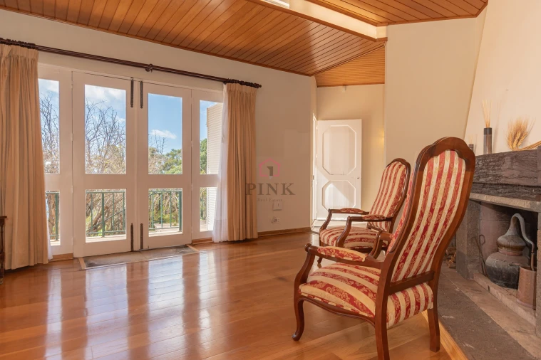 Moradia T3 para Venda em Caniçal Foto 29