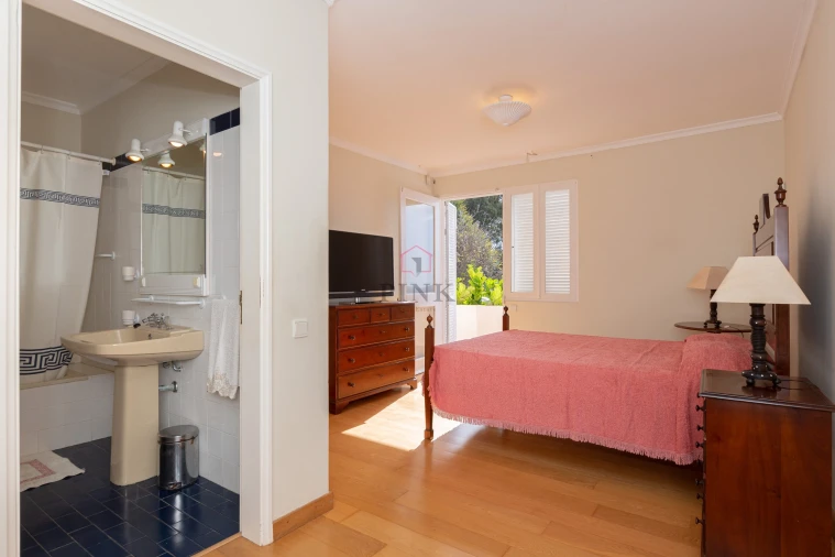 Moradia T3 para Venda em Caniçal Foto 23