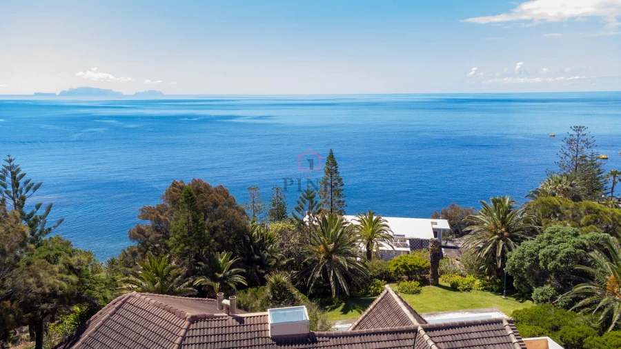 Moradia T3 para Venda em Caniçal Foto 48