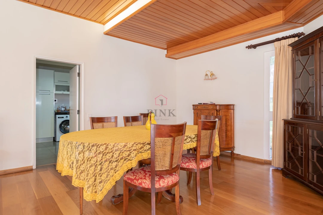 Moradia T3 para Venda em Caniçal Foto 32