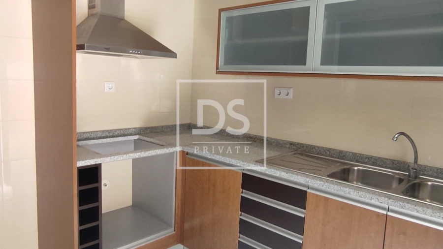 Moradia T7 para Venda em São Cristovão de Nogueira Foto 14