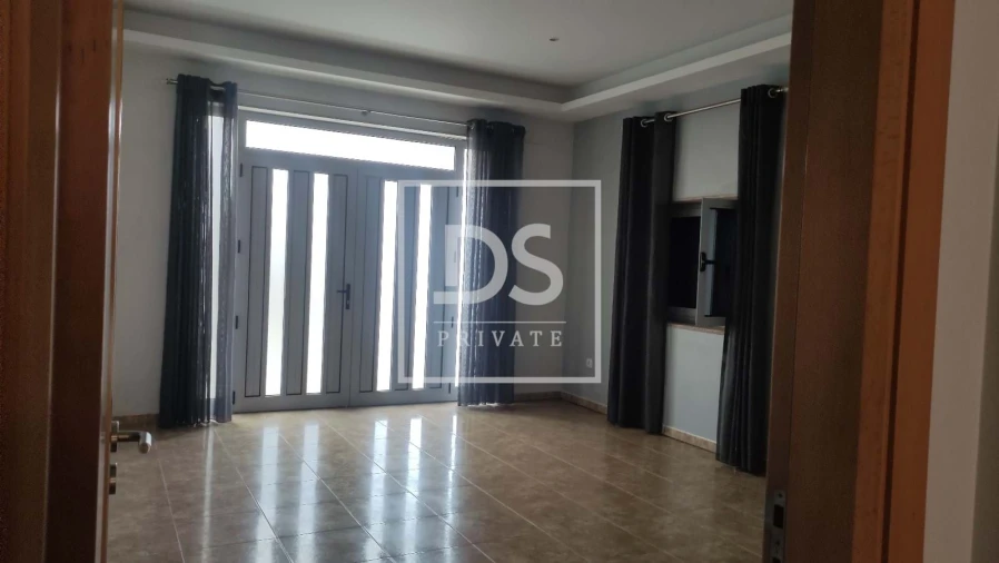 Moradia T7 para Venda em São Cristovão de Nogueira Foto 23