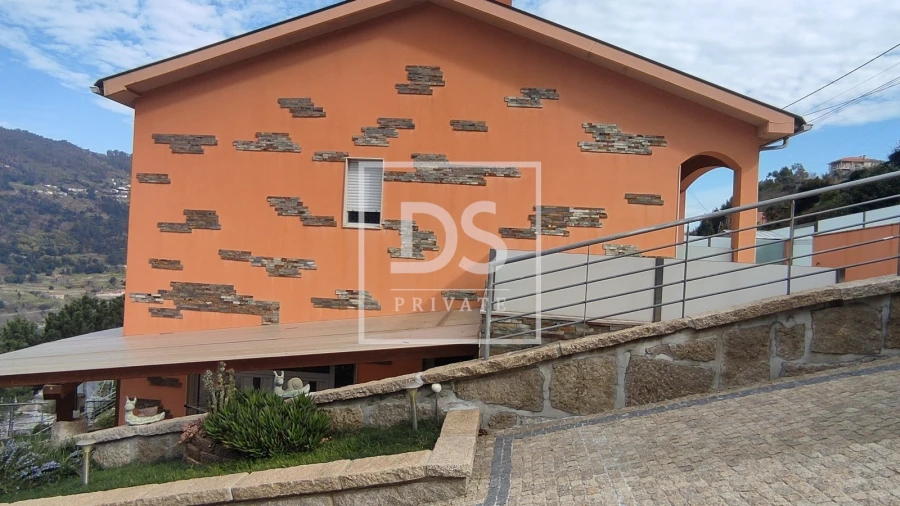 Moradia T7 para Venda em São Cristovão de Nogueira Foto 5