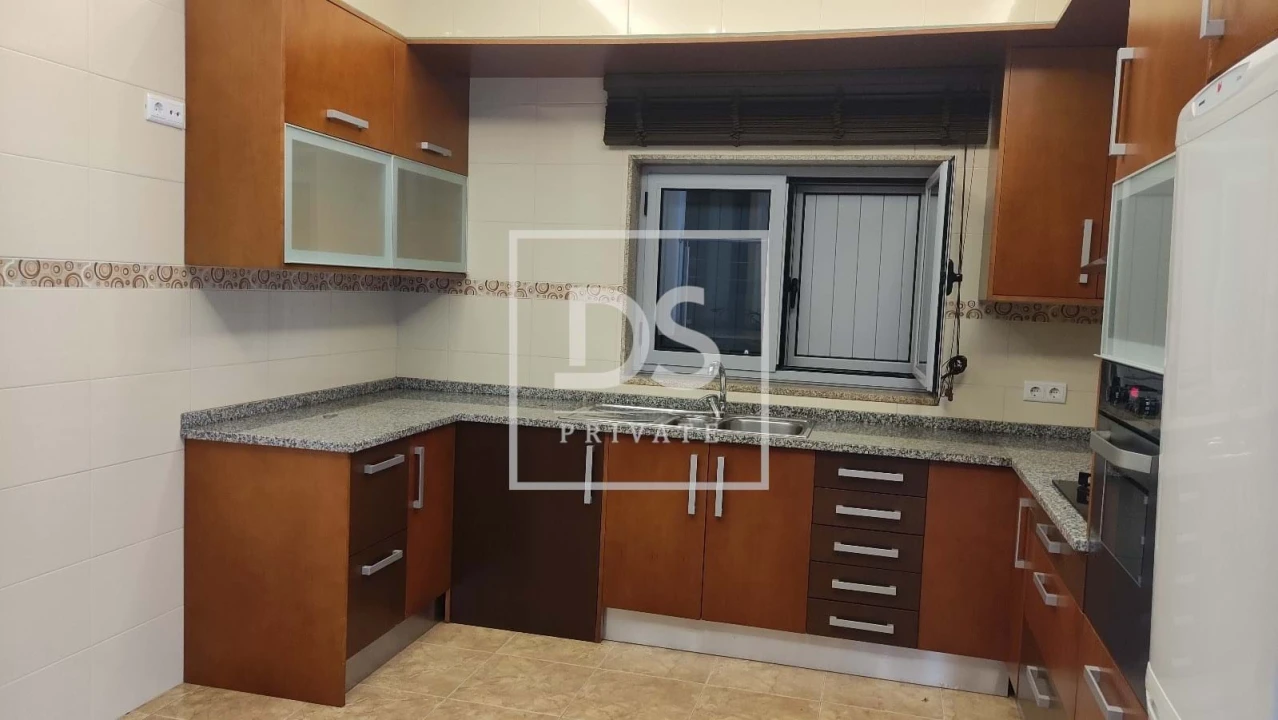 Moradia T7 para Venda em São Cristovão de Nogueira Foto 10