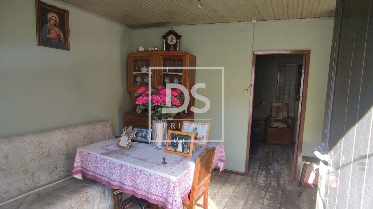 Moradia T1 para Venda em Campelo e Ovil Foto 4