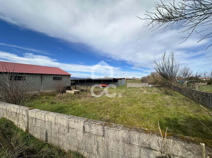 Armazém para Venda em Calvão e Soutelinho da Raia Foto 7