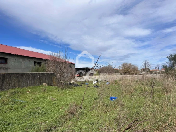 Armazém para Venda em Calvão e Soutelinho da Raia Foto 2