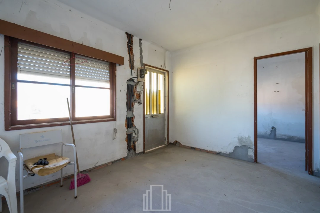 Moradia T3 para Venda em Anta e Guetim Foto 14