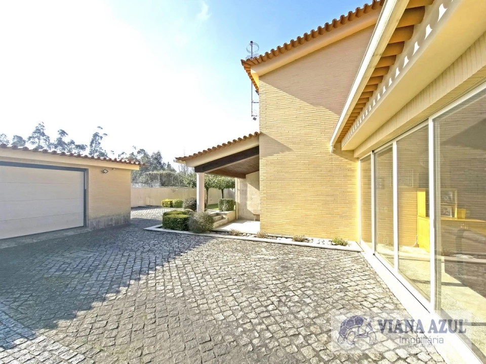 Moradia T3 para Venda em Vila Nova de Anha Foto 6